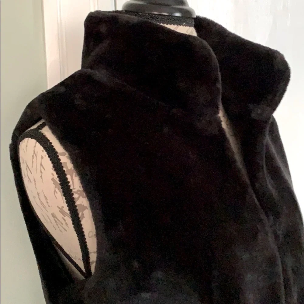 Talbots Plush Faux Fur Black Vest